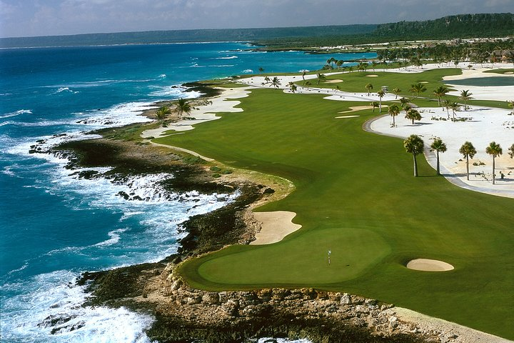 Punta Espada Golf - Cap Cana - Punta Cana - Photo 1 of 2